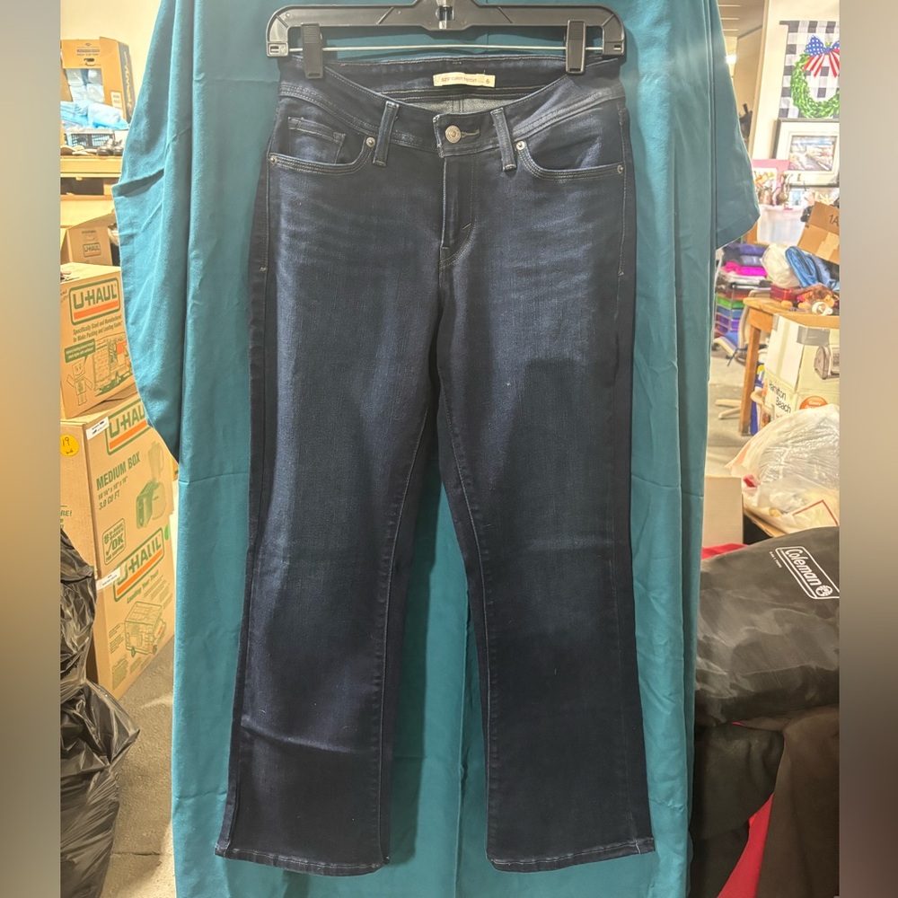 Levis 529 Curvy Bootcut Size 6